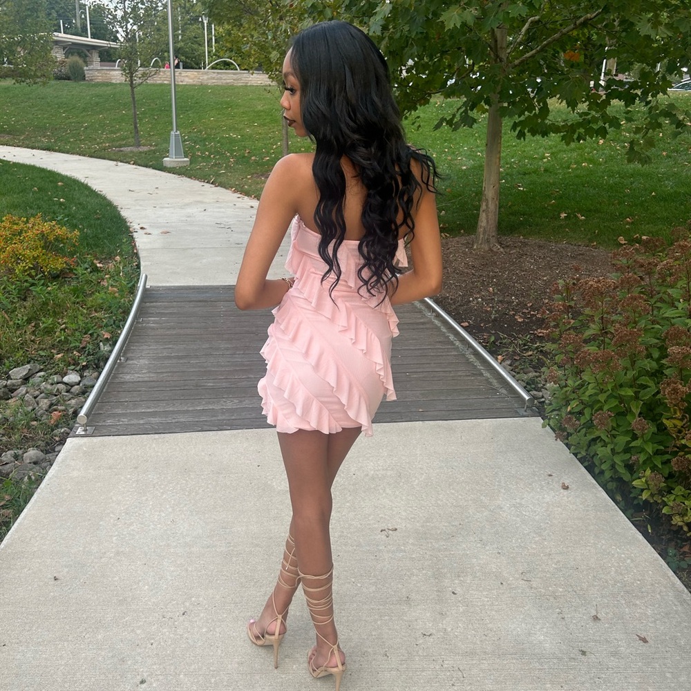 Pink ruffled homecoming dress! Strapless!